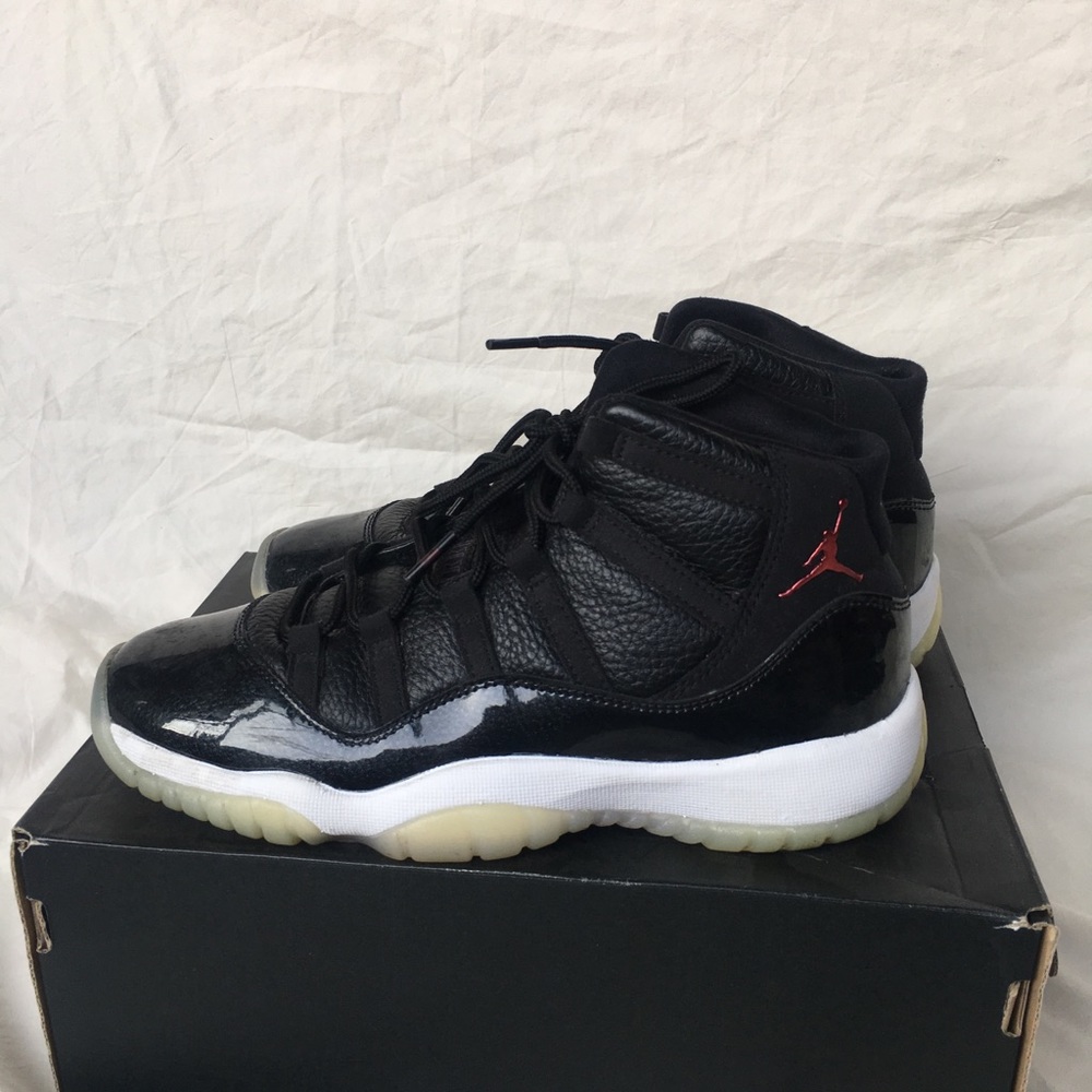 Air Jordan 11 Retro 72-10